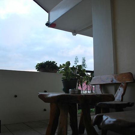 Lazea Tagaytay Inn Tagaytay City Εξωτερικό φωτογραφία